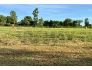 Barrio cerrado Quebracho, Filadelfia. Lote disponible. Frente al lago.