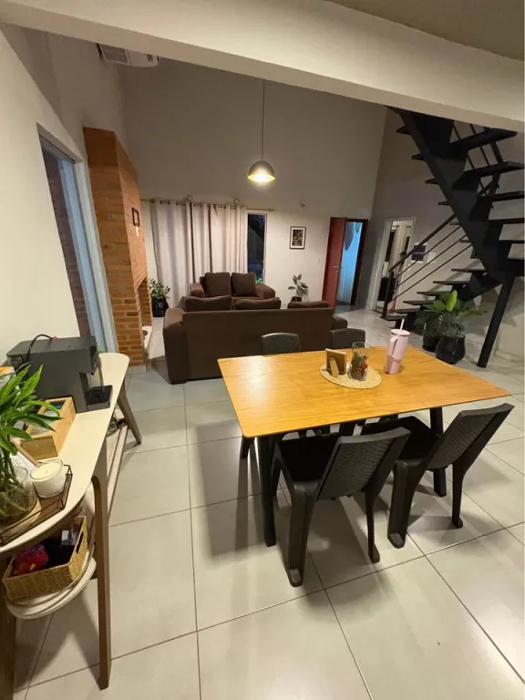 Vendo Casa de 3 dormitorios en San Lorenzo zona Comisaria de Callei — foto 2