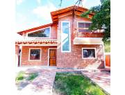 Vendo Casa de 2 dormitorios en Limpio zona Abasto Norte y Surubii a 3 cuadras de la ruta