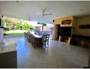 VENDO PROPIEDAD A REFACCIONAR EN EL BARRIO LOS LAURELES