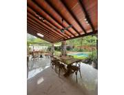 VENDO CASA AMOBLADA CON 4 DORMITORIOS EN SUITE EN SAN BERNARDINO