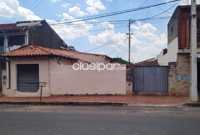 Casas - ASUNCIÓN, CENTRO, PROX. COL. CRISTO REY: 504 M2 + 2 VIVIENDAS A RECICLAR, 2 CASAS PAREADAS