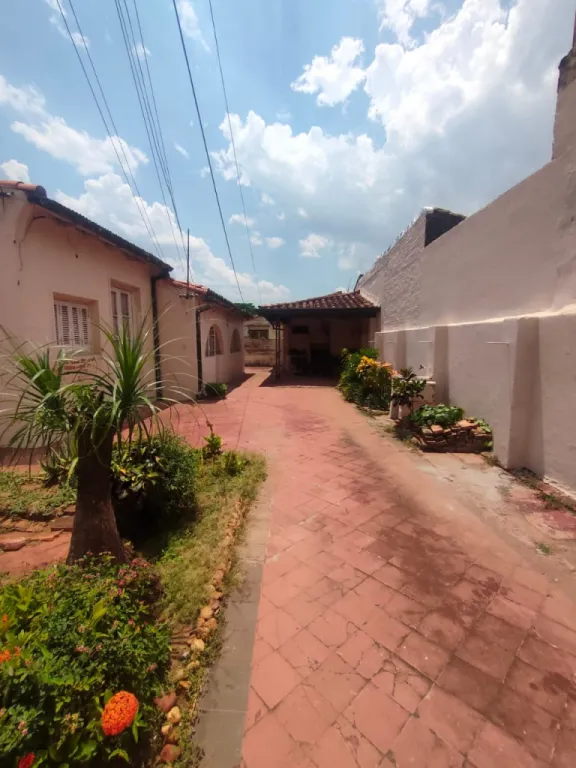 ASUNCIÓN, CENTRO, PROX. COL. CRISTO REY: 504 M2 + 2 VIVIENDAS A RECICLAR, 2 CASAS PAREADAS — фото 3