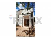 Duplex Toscano en venta con amplio patio