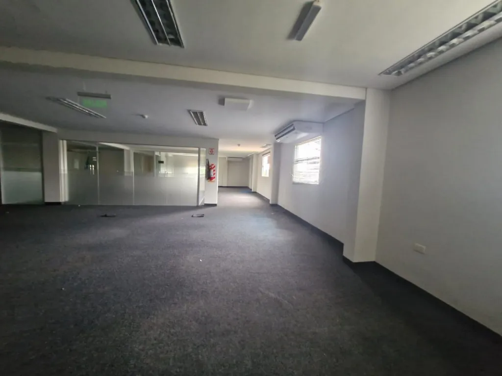 Vendo edificio corporativo en Barrio Ycua Satí de Asunción COD V0333 — foto 3