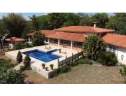 VENDO LUJOSA CASA EN SANBER!