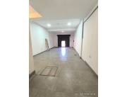 ALQUILO SALÓN COMERCIAL 38 M2 - FDO. DE LA MORA Z/ SUR (CÓD. 1242)