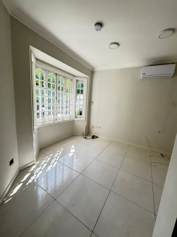 Alquiler Consultorio Bo. Villa Morra — foto 2
