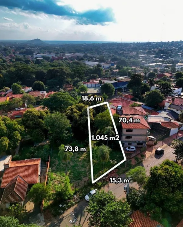 VENDO AMPLIO TERRENO CON SALIDA DE CALLE A CALLE ZONA CACIQUE LAMBARÉ — foto 2