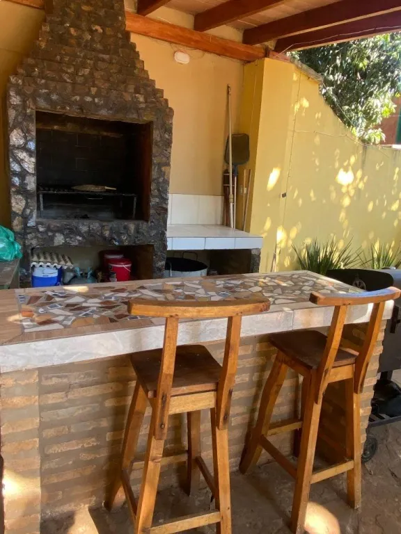 Oportunidad de alquiler | Casa familiar con patio y quincho SAN LORENZO — photo 3