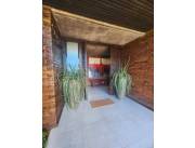 VENDO RESIDENCIA DE LUJO 5 DORMITORIOS EN CONDOMINIO SURUBII