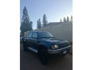 ☘️Hermosa y Flamante TOYOTA HILUX 2000