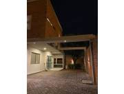 ALQUILO DUPLEX SEMI AMOBLADO EN LAMBARE, ZONA YACHT COD 1528