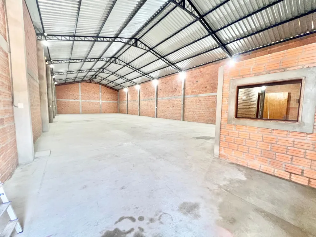 En Venta Depósito en Limpio, Zona Abasto Norte V142 — foto 2