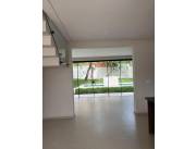 VENDO RESIDENCIA EN LAMBARE - YACHT