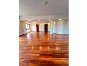 ALQUILO DEPARTAMENTO SEMI PISO EN BARRIO MANORÁ.