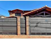 CASA EN VENTA EN LAMBARE LINDA Y FUNCIONAL!!