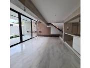 EN VENTA – CASA PAREADA EN EL CORAZÓN DE MBURUCUYÁ