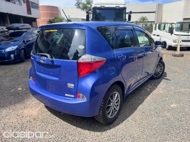 Toyota Ractis 2011 — foto 4