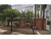 VENDO CASA CON TERRENO SOBRE SANTA TERESA – EXCELENTE UBICACIÓN PREMIUM
