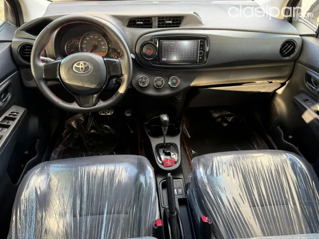 Toyota Vitz 2014 — foto 4