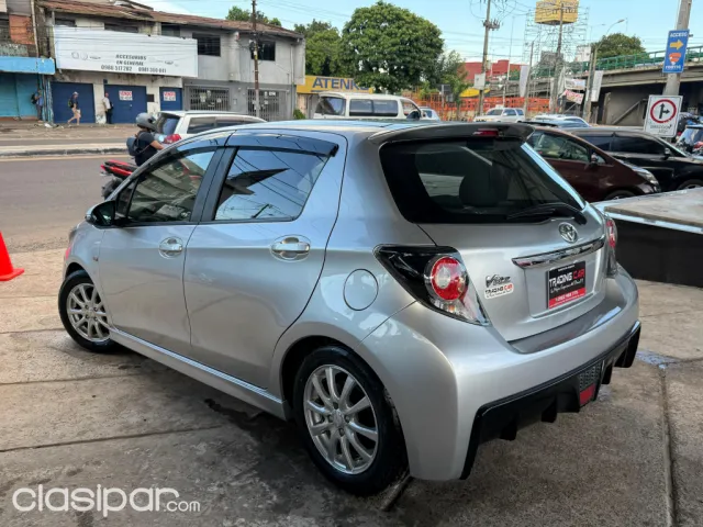 Toyota Vitz 2014 — foto 7