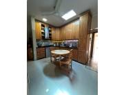 VENDO RESIDENCIA EN EL BARRIO VILLA MORRA