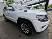 Vendo Jeep Grand cherokee Laredo 2014