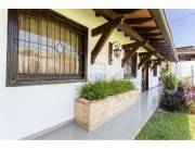 Vendo hermosa casa en barrio salvador del mundo