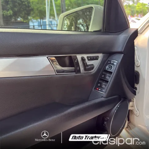 Mercedes-Benz C 220 2011 - foto 8