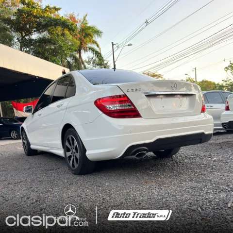 Mercedes-Benz C 220 2013 — foto 7
