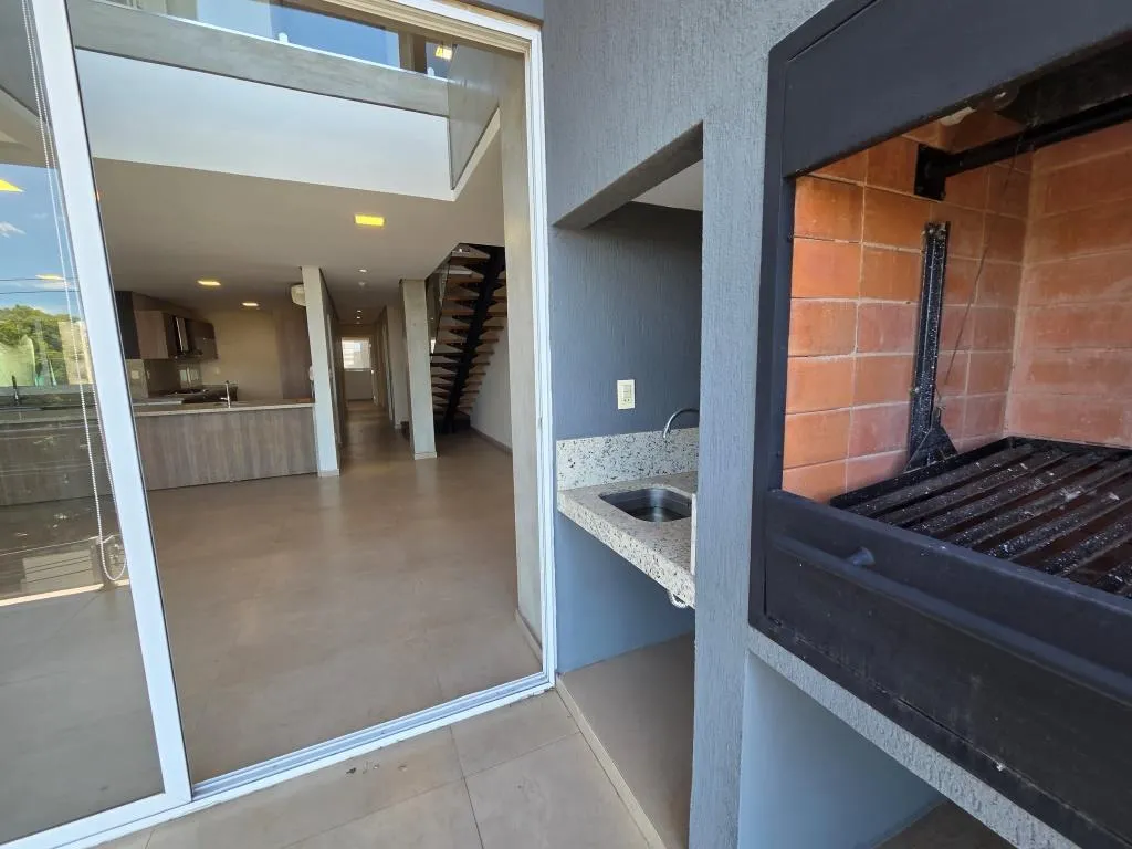 Vendo Amplio Departamento de 244 m2, Zona Primer Presidente - CLAP7716813 — foto 3