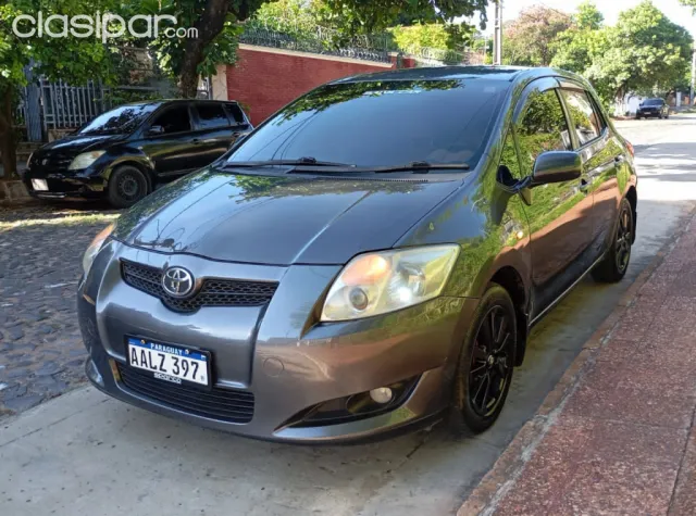 Toyota Auris 2007 — foto 2