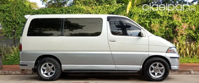 Toyota Regius 1997 — foto 3