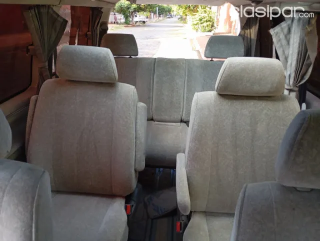 Toyota Regius 1997 — foto 6