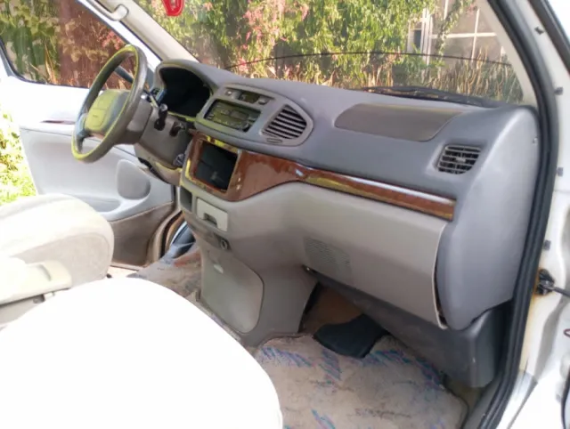 Toyota Regius 1997 — foto 8