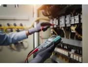 Servicios de Instalaciones Eléctricas y montaje de Aires Acondicionados.