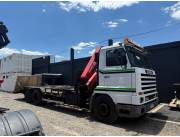 SCANIA 113 con GRUA HMF 1580