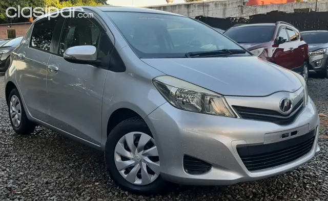 Toyota Vitz 2012 — foto 4