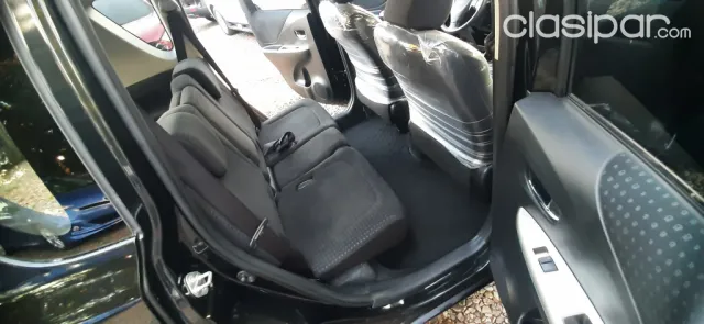 Toyota Ractis 2010 — foto 5