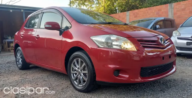 Toyota Auris 2010 - foto 2