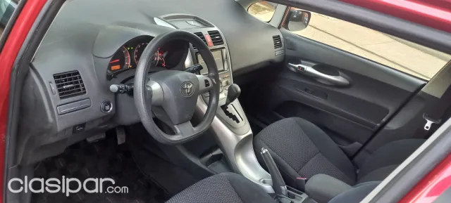 Toyota Auris 2010 — foto 6