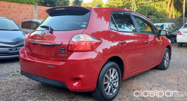Toyota Auris 2010 — foto 7