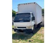 VENDO CAMION JMC 5 TON. con furgon