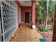 CASA EN ALQUILER EN BARRIO MBURICAÓ