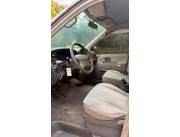 toyota Noah diésel motor 2.2cc diesel año 1999 4*2 90mil km aire acondicionado full