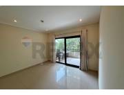 DOS DORMITORIOS EN SUITE + SERVICIO