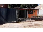 HERMOSA PROPIEDAD EN LAMBARE BARRIO VALLE YVATE CON CASA A DEMOLER, TITULADO.