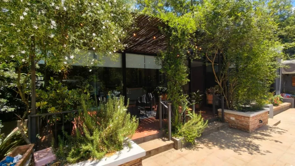 EN VENTA CASA RESIDENCIAL - 720 M2 DE TERRENO EN SAN LORENZO — foto 3