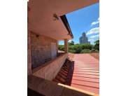 Amplia residencia en alquiler | Barrio Mburucuyá – Asunción